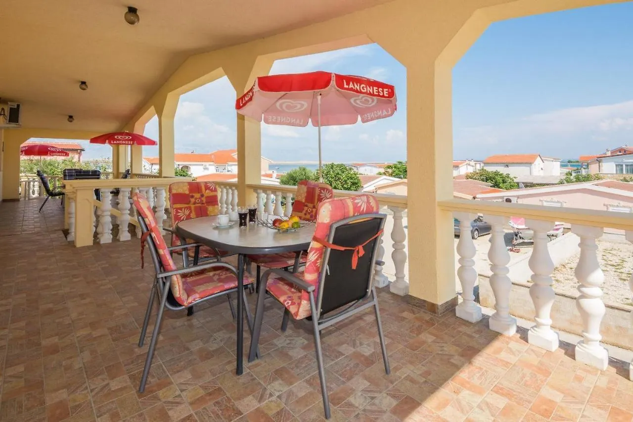 Apartments Delic Pejic Vir