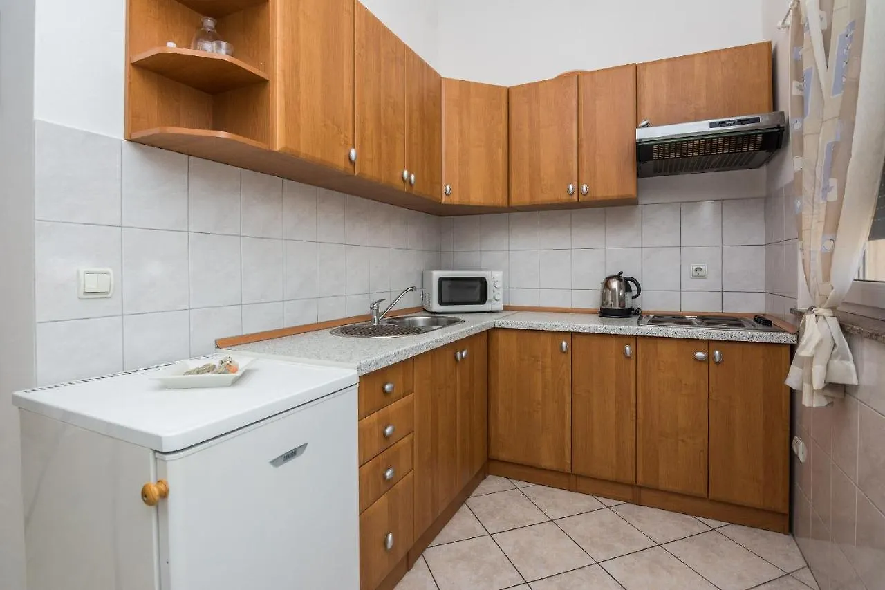 Apartments Delic Pejic Vir