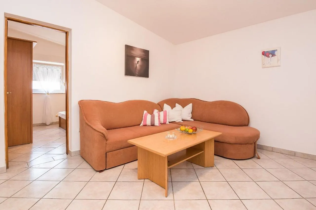 Apartments Delic Pejic Vir Croatia