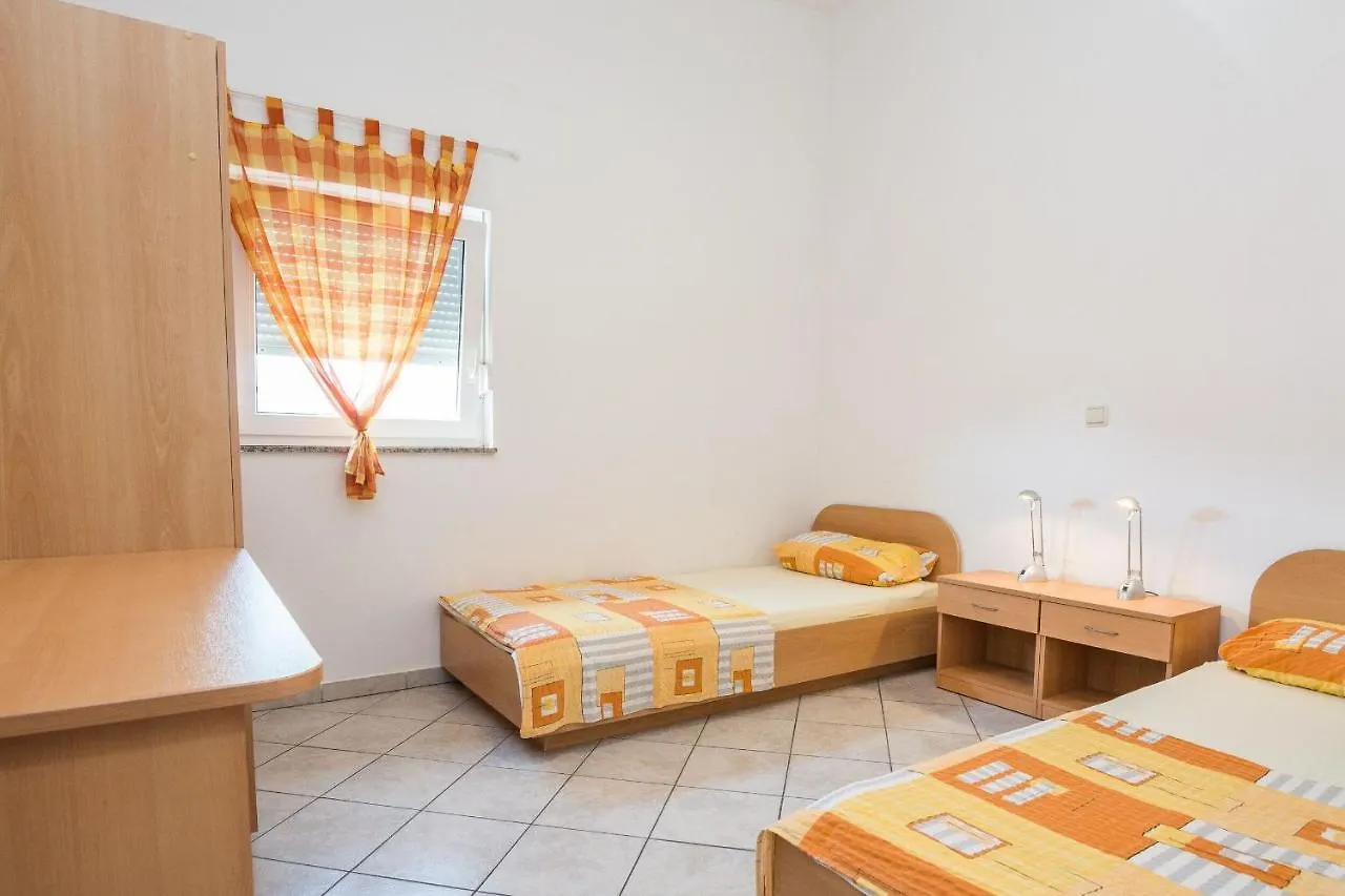 Apartments Delic Pejic Vir