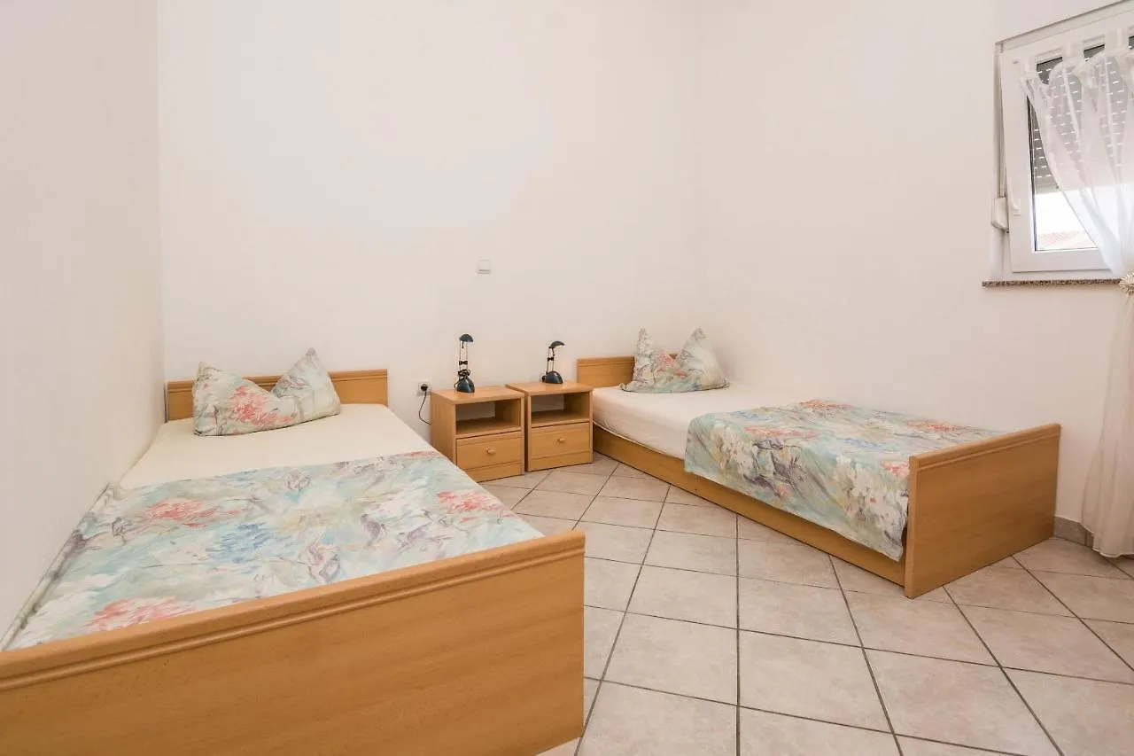 Apartments Delic Pejic Vir Croatia