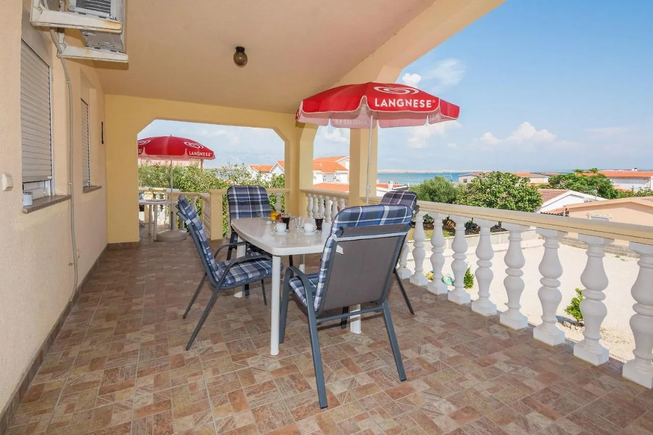 Apartments Delic Pejic Vir Croatia