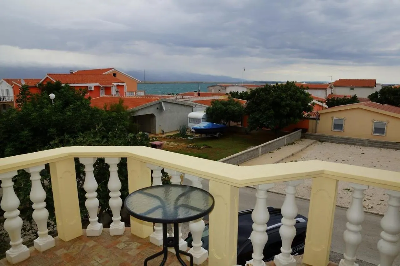 Apartments Delic Pejic Vir